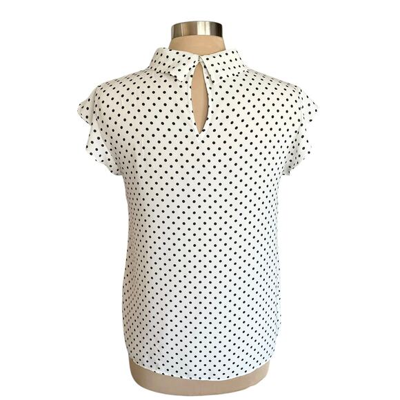 Vince Camuto White Black Polka Dot Flutter Sleeve Blouse SMALL Career Work Wear - Picture 4 of 10